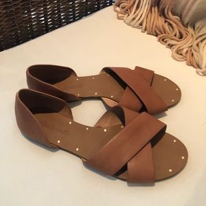 Barely worn Madewell sandals!
